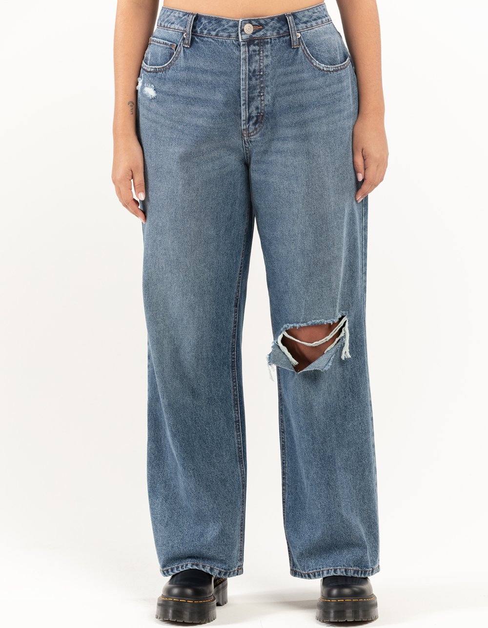 RSQ Womens High Rise Straight Leg Jeans - MEDIUM WASH