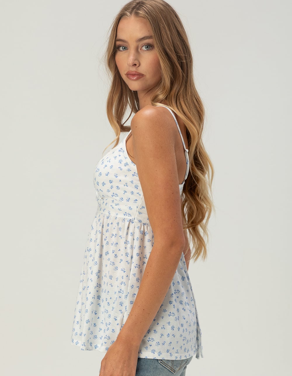 MADDEN GIRL Womens Ditsy Babydoll Top - WHITE COMBO