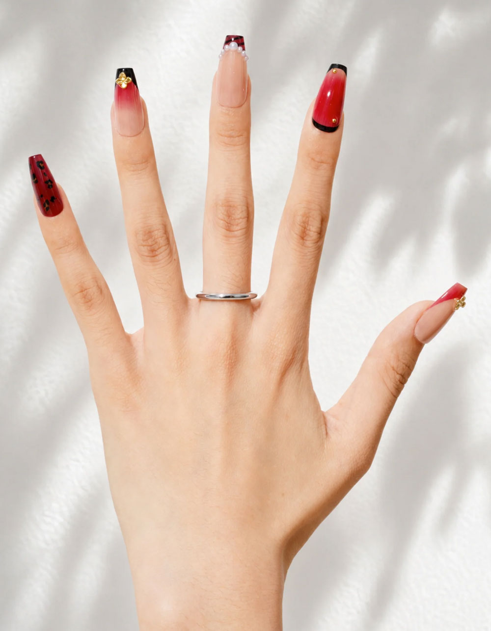 NEVER HAVE I EVER x Katseye Animal Press-On Nails - MULTI