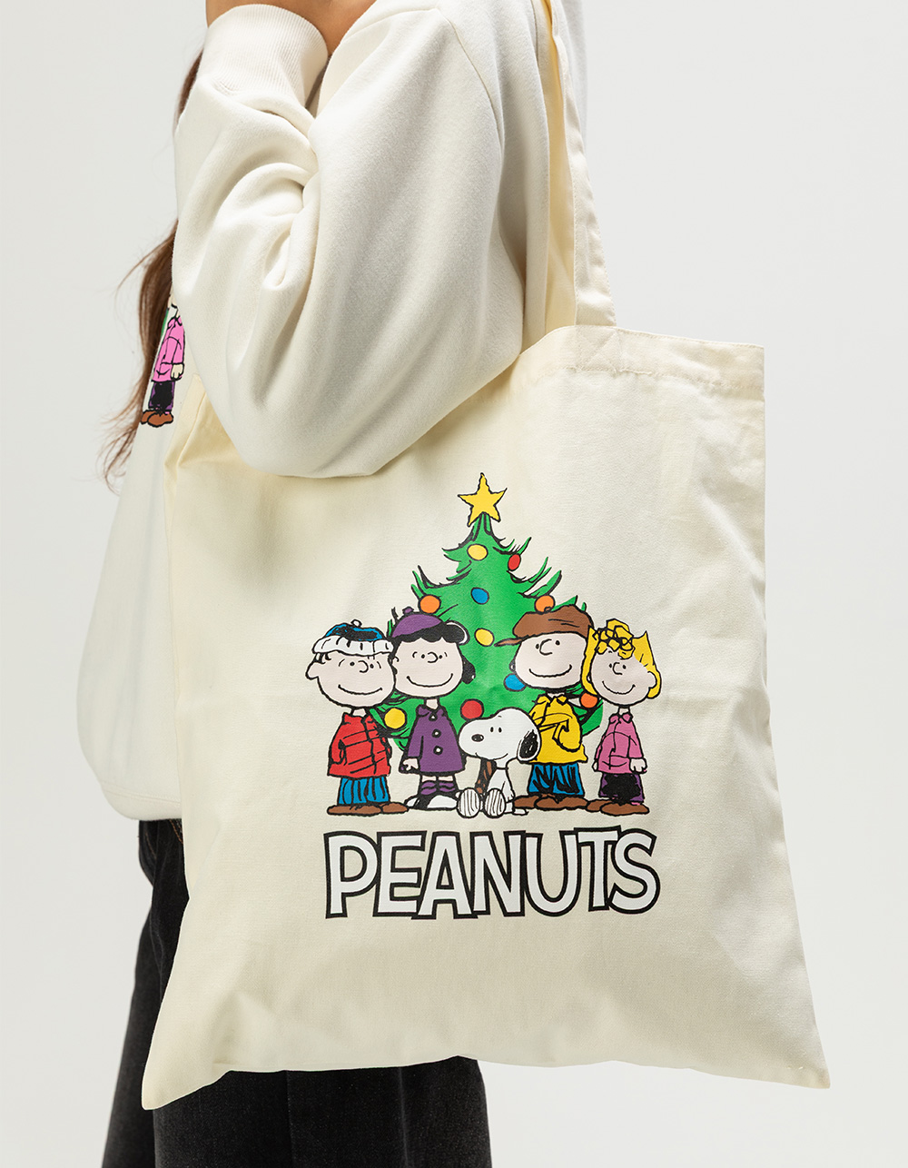RSQ x Peanuts Christmas Tree Tote Bag - CREAM