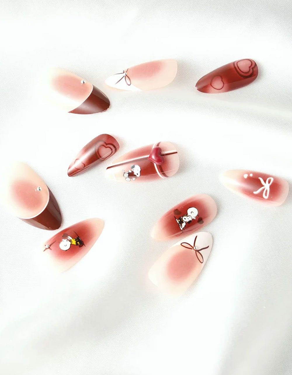 NEVER HAVE I EVER Hearts Of Snoopy Press-On Nails - RED
