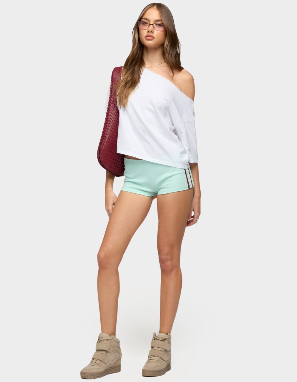 EDIKTED Yolenna Contrast Stripe Micro Shorts - TURQUOISE