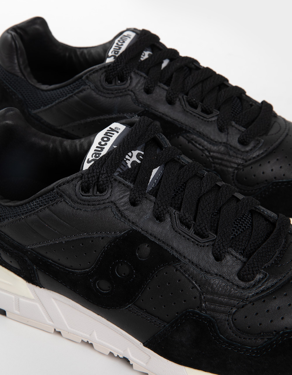 SAUCONY Shadow 5000 Mens Shoes - BLACK/WHITE