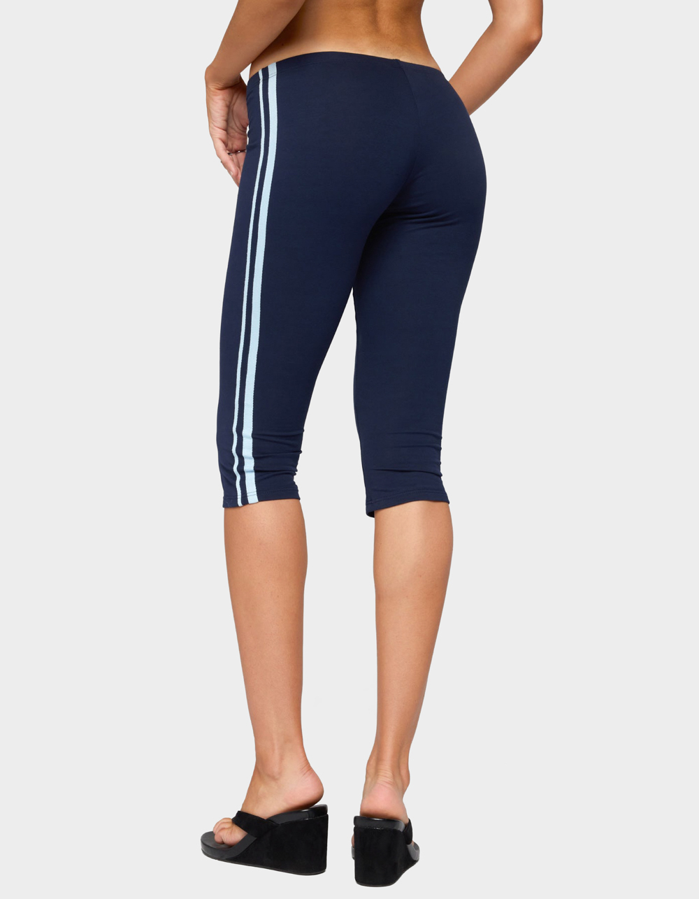 EDIKTED Danie Stripey Capri Leggings - NAVY