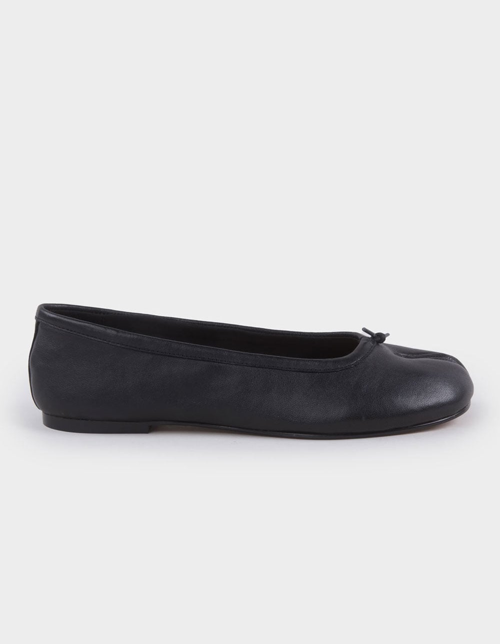 STEVE MADDEN Calico Tabi Womens Split Toe Ballet Flats - BLACK
