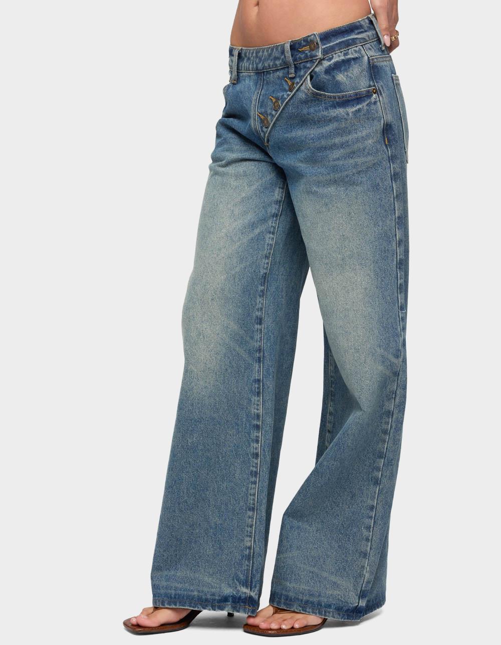 EDIKTED Moxlan Slanted Button Low Rise Baggy Jeans - LIGHT BLUE