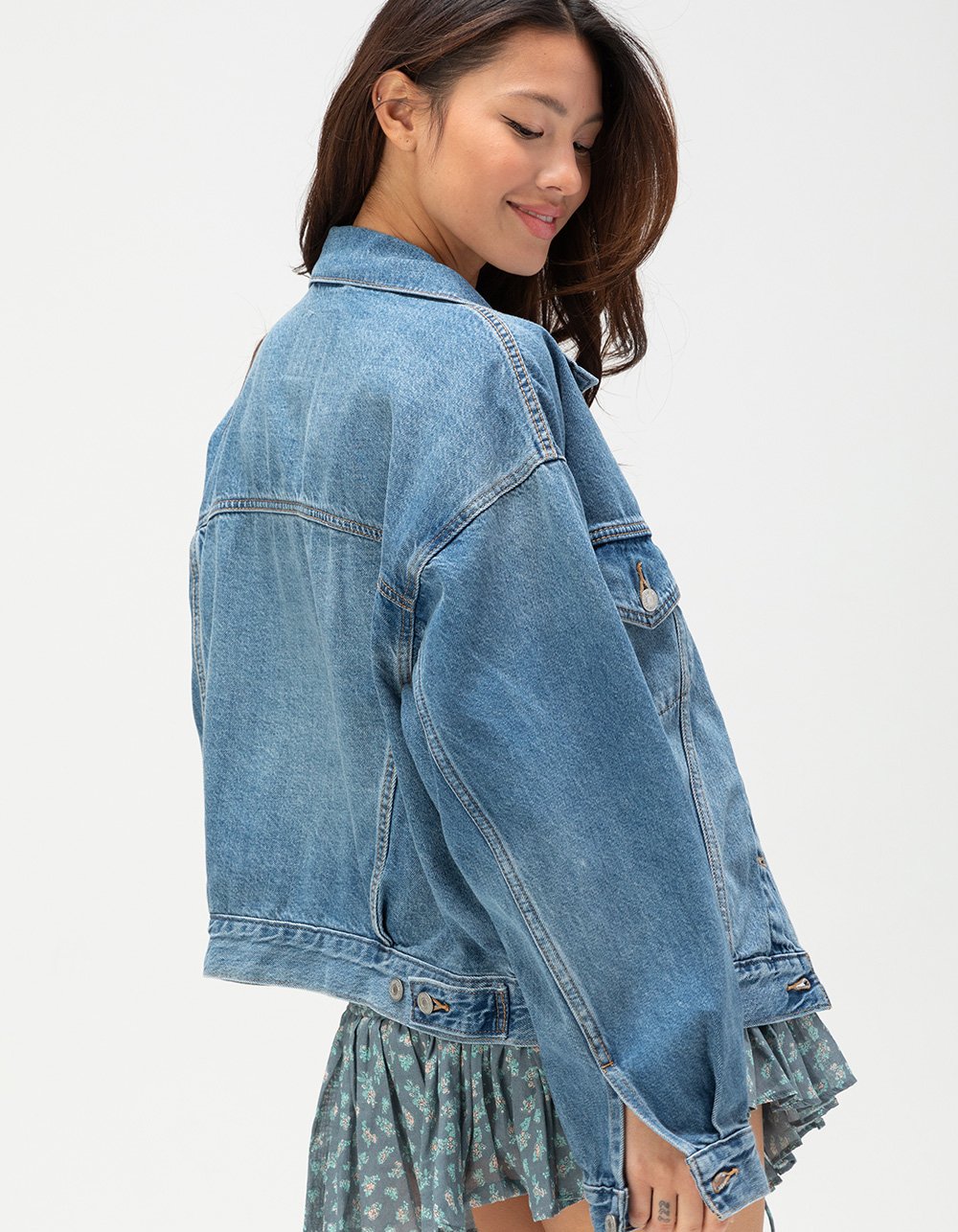 LEVI'S Premium 90s Womens Trucker Jacket - Soft As Butter MEDIUM WASH
