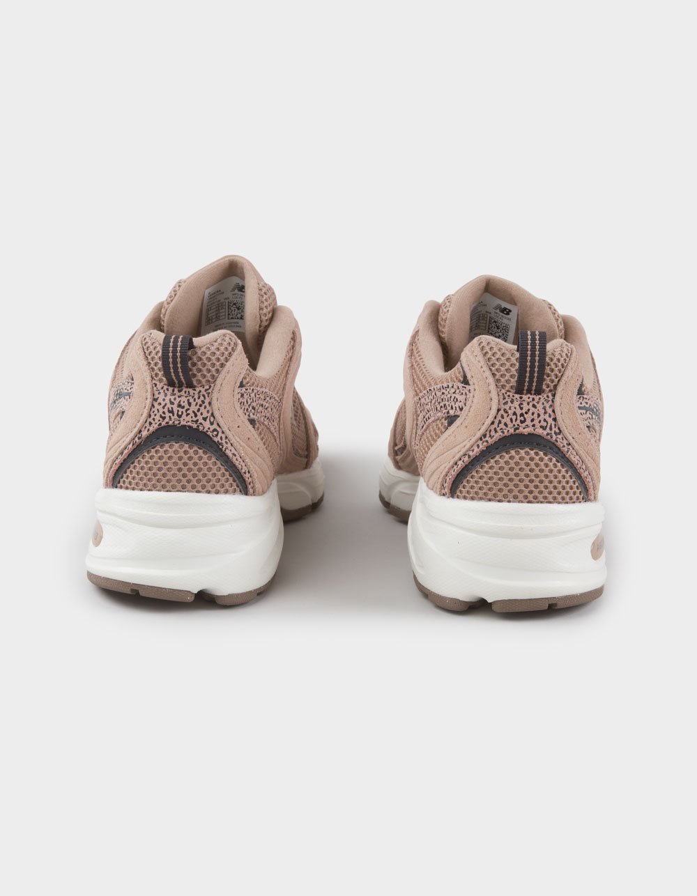 NEW BALANCE 530 Womens Shoes