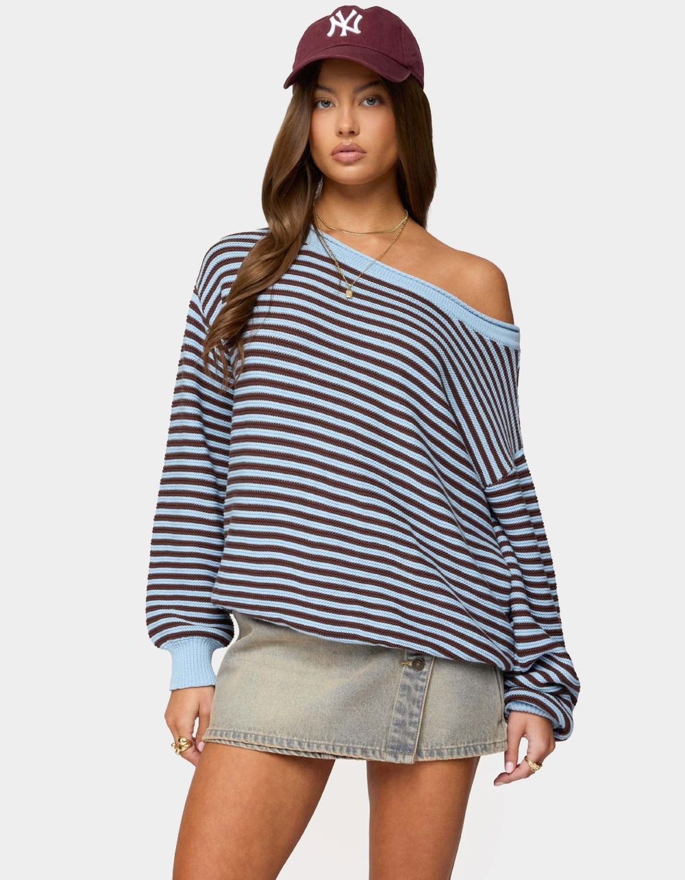EDIKTED Averi Striped Oversized Off Shoulder Sweater - LIGHT BLUE