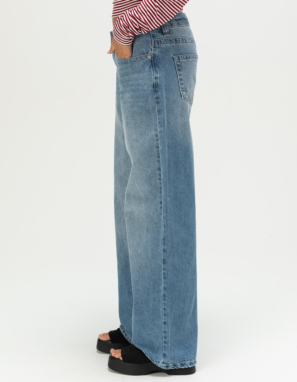RSQ Womens Low Rise Y2K Baggy Jeans - MEDIUM WASH