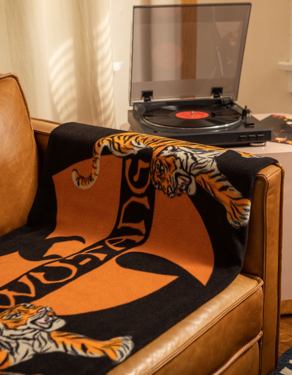 SLOWTIDE WuTang Fleece Blanket BLACK Tillys