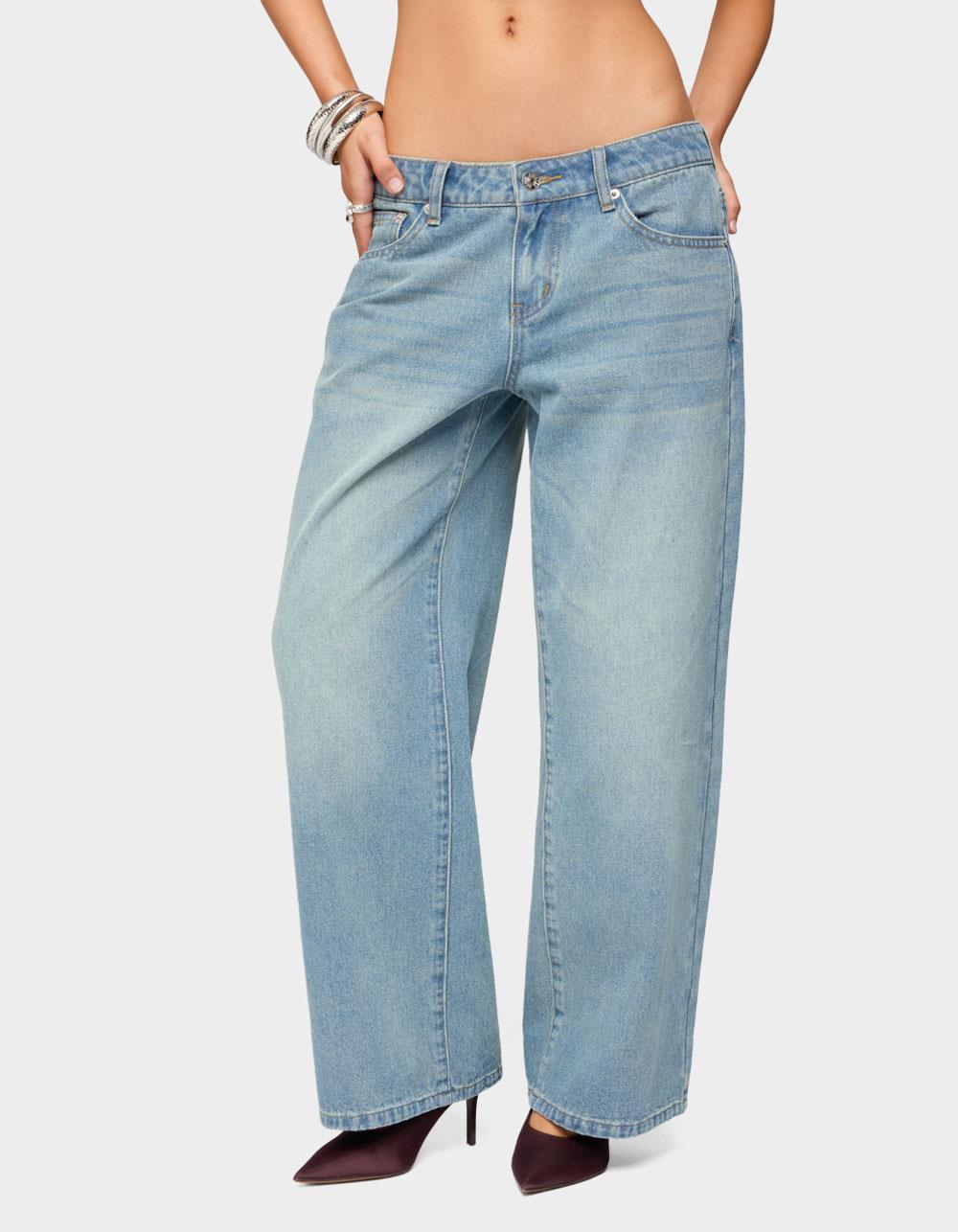EDIKTED Petite Raelynn Washed Low Rise Baggy Jeans