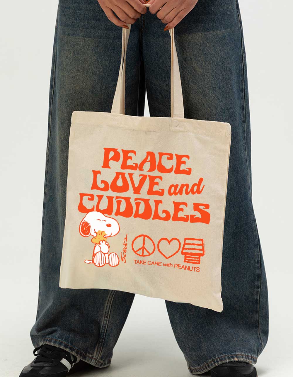 PEANUTS Peace, Love, And Cuddles Tote Bag - NATURAL