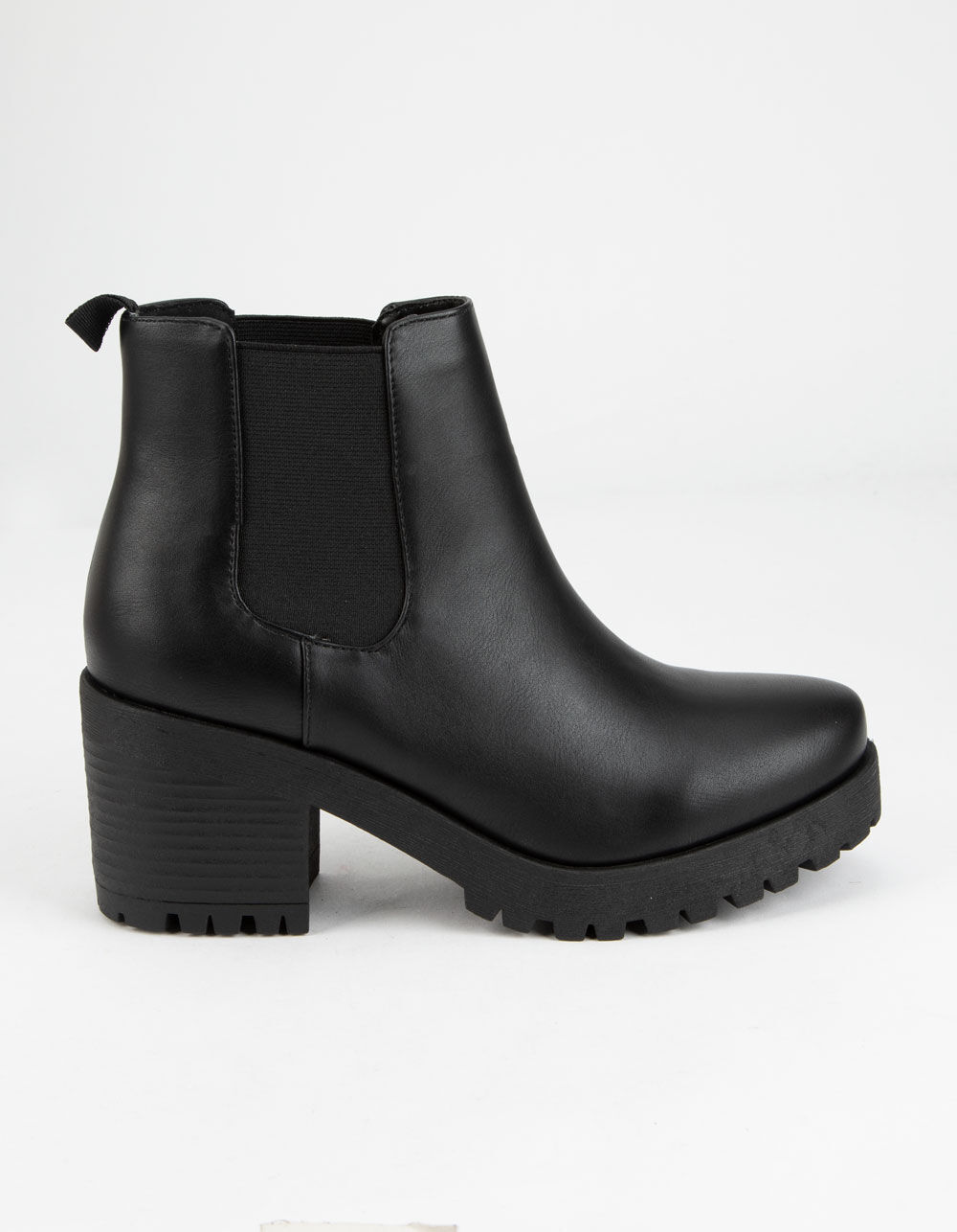 Lug Sole Womens Chelsea Boots BLACK | Tillys