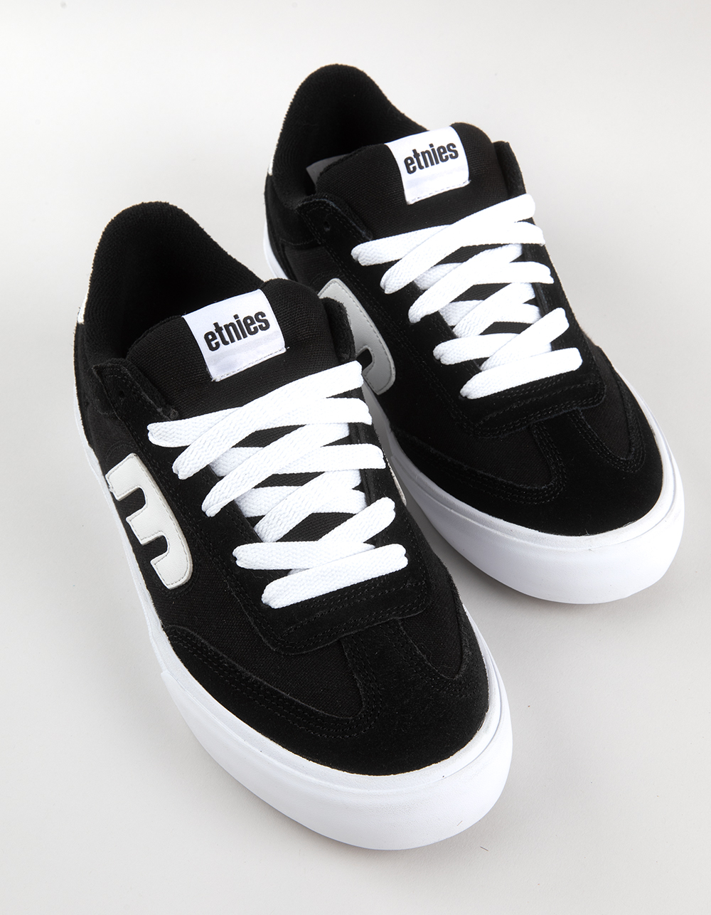 ETNIES Locut Vulc Mens Shoes - BLK/WHT