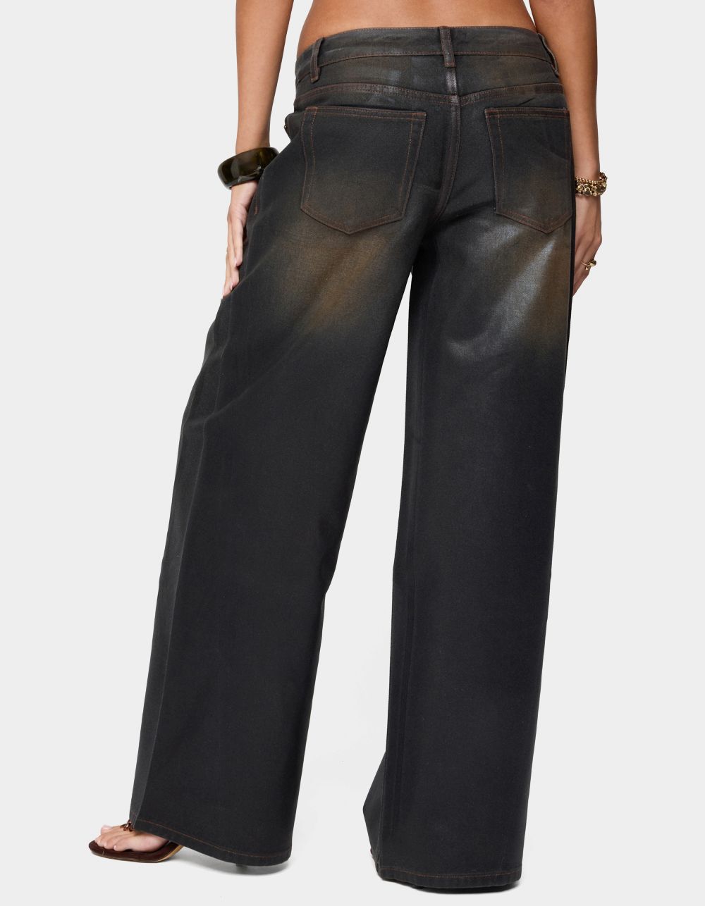EDIKTED Oversized Mud Wash Low Rise Jeans - BLACK