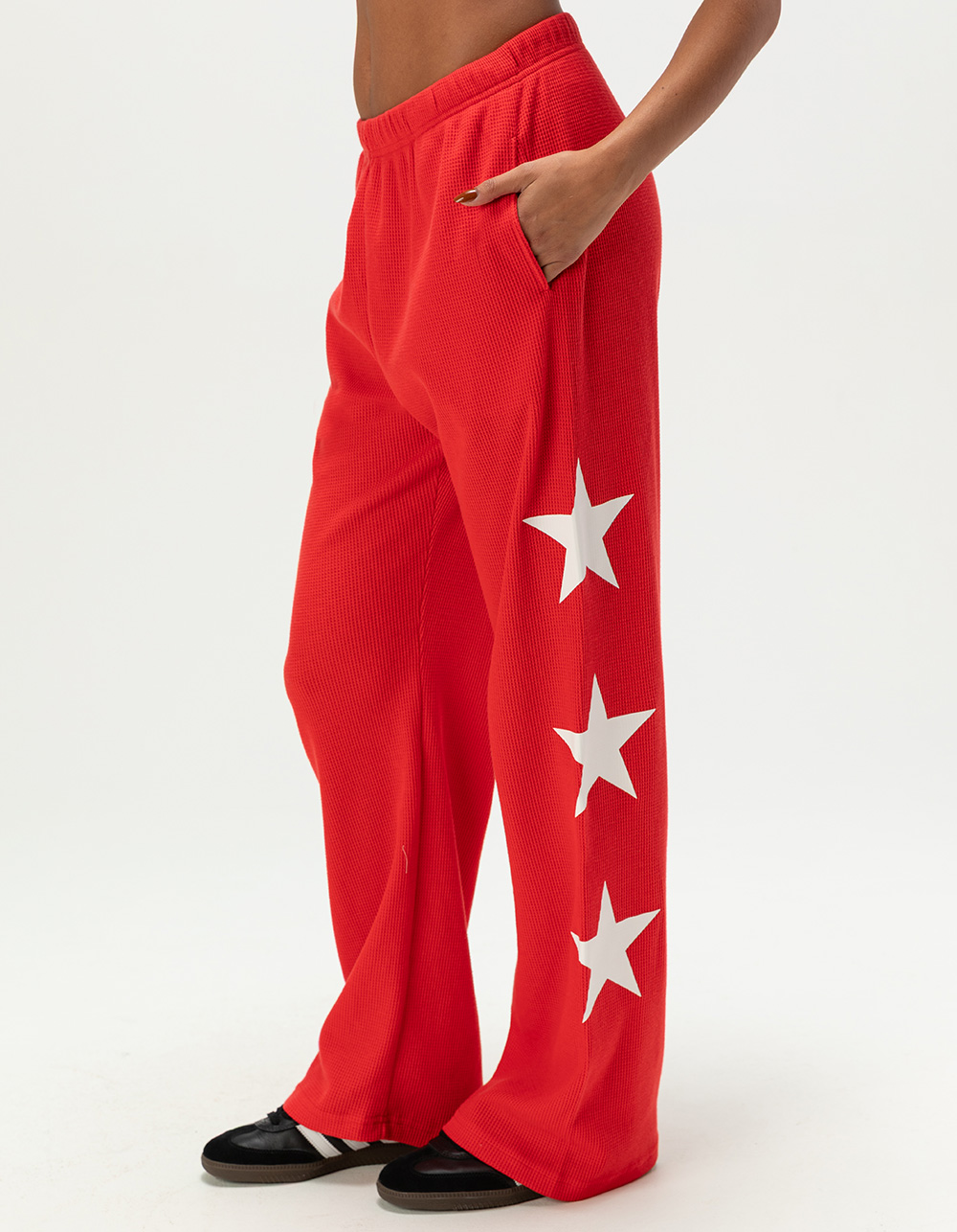 THE MAYFAIR GROUP Womens Waffle Knit Wide Leg Sweatpants - RED
