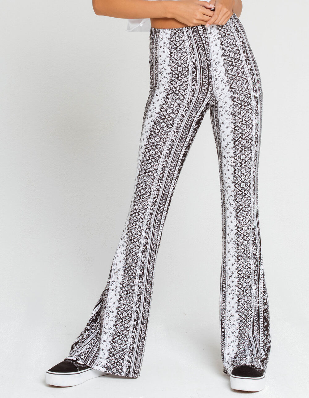 SKY AND SPARROW Tile Linear Print Womens Black & White Flare Pants ...