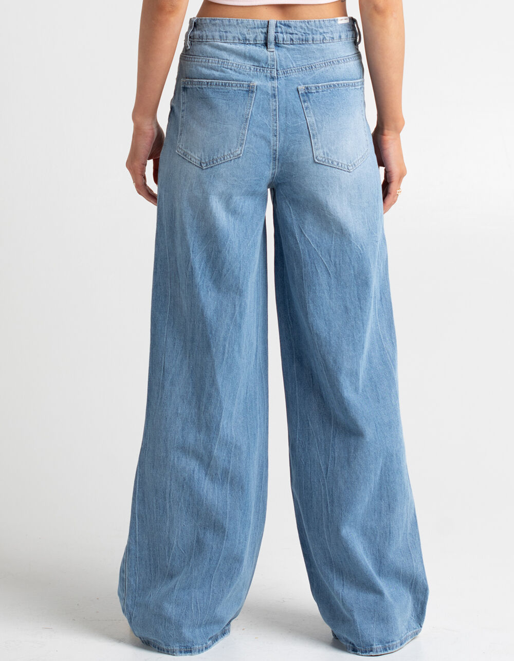 ALMOST FAMOUS Ultra High Rise Wide Leg Womens Jeans - MEDIUM WASH | Tillys