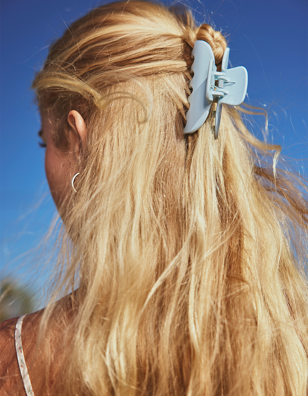FULL TILT Rounded Hair Clip