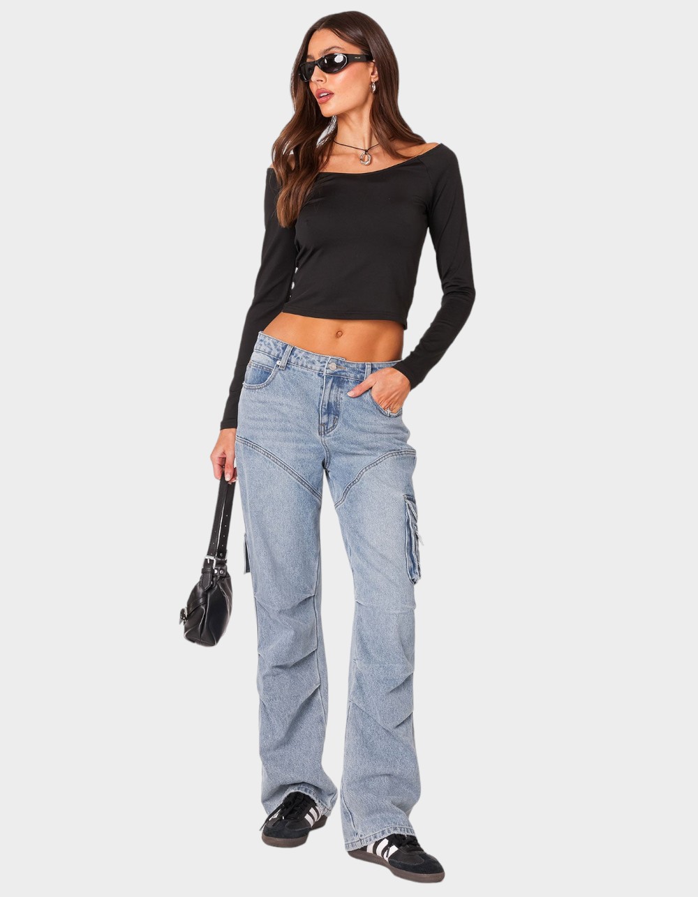 EDIKTED Tahlia V-Neck Off Shoulder Top