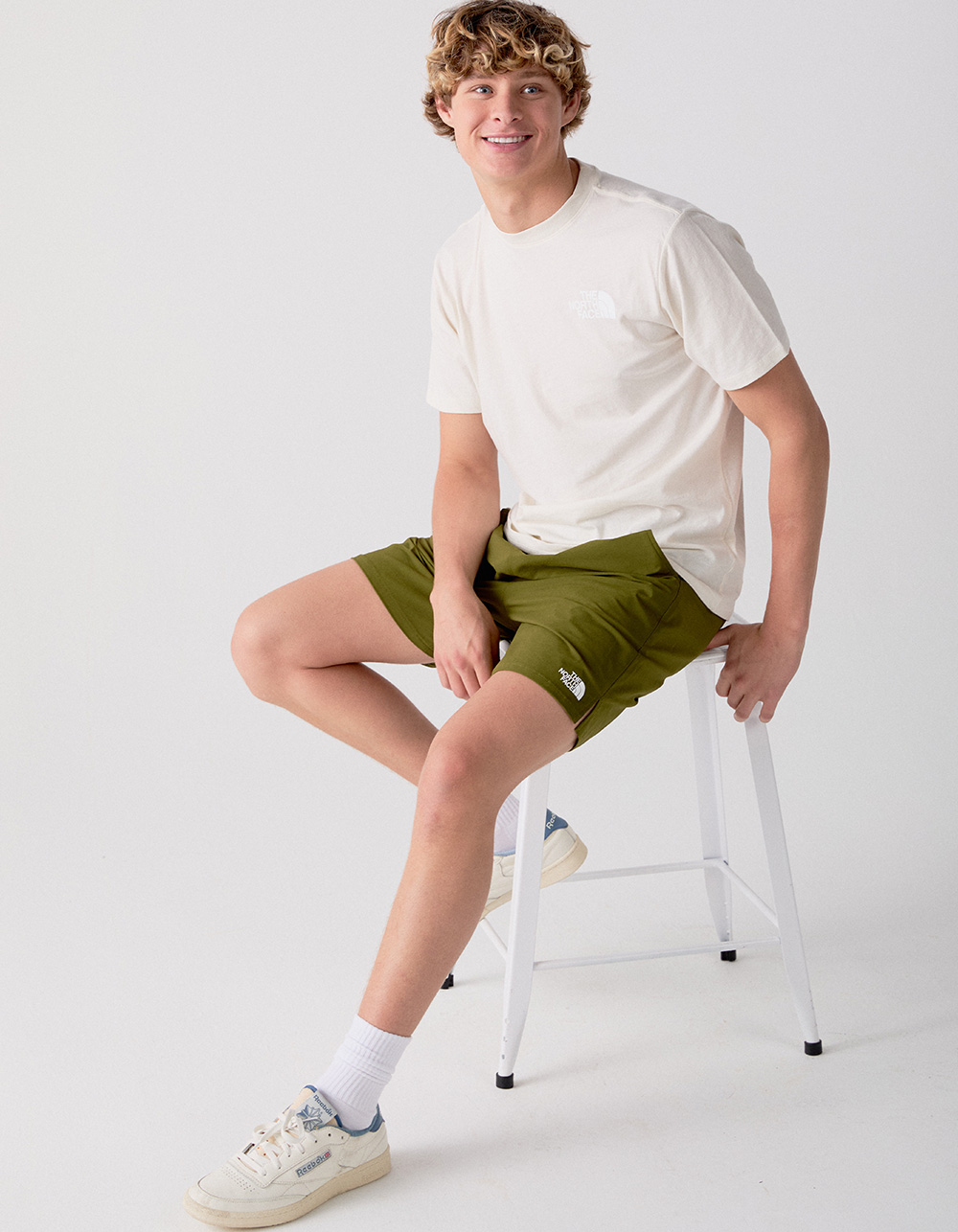 Finisterre Men's Wander Shorts - Olive
