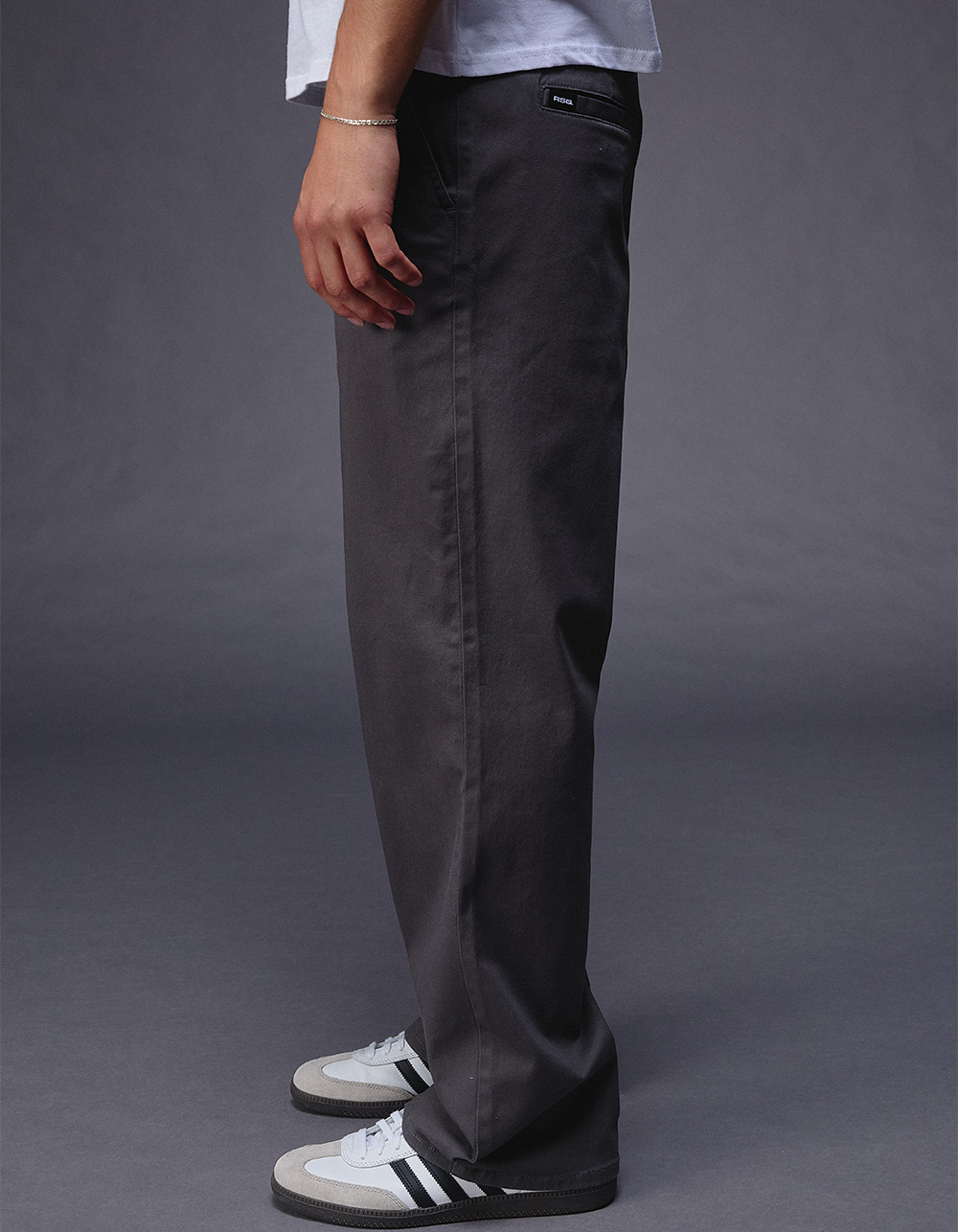 RSQ Mens Loose Fit Stretch Chino Pants - CHARCOAL