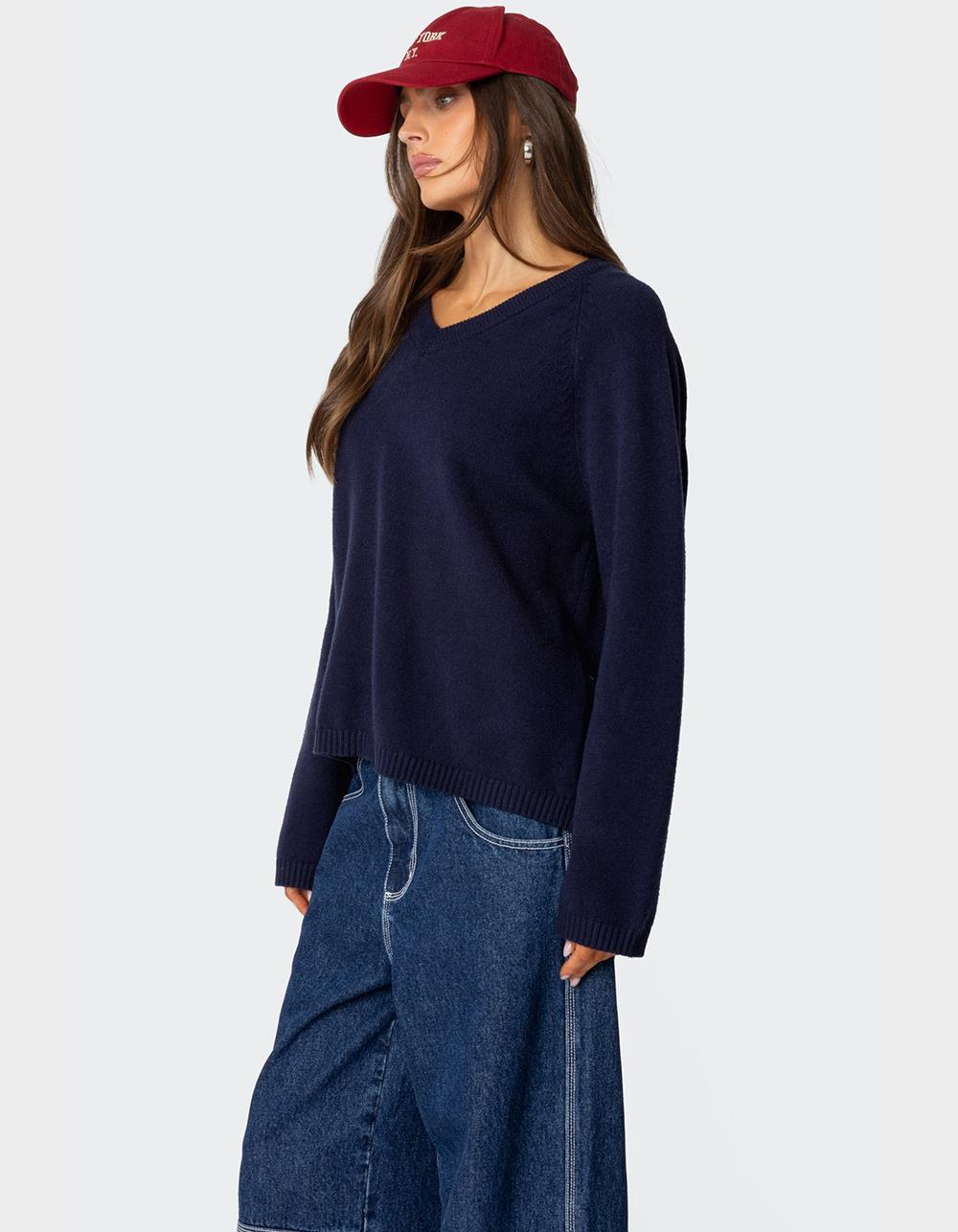 EDIKTED Martha Oversized V-Neck Sweater - NAVY