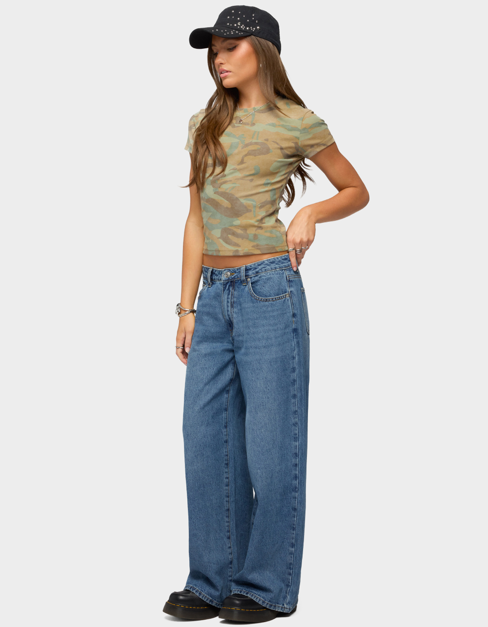 EDIKTED Chasidy Camo Tee - DK GREEN