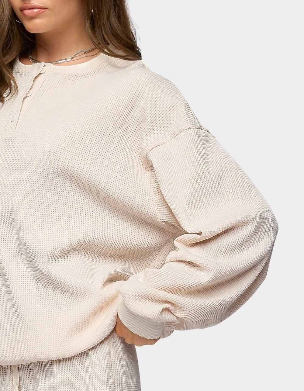 EDIKTED Baila Waffle Henley Top