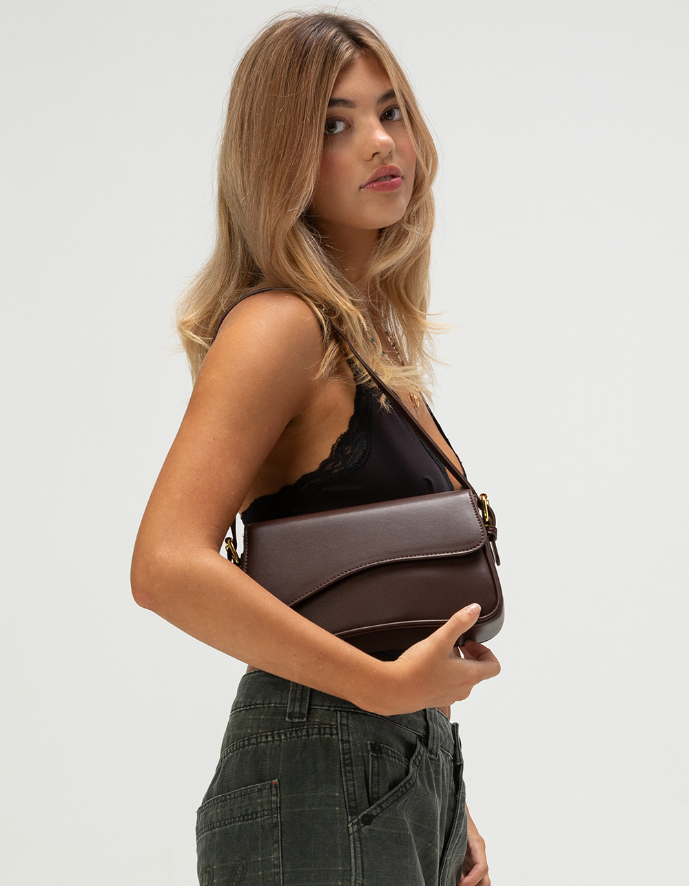 Elle Retro Shoulder Bag - CHERRY