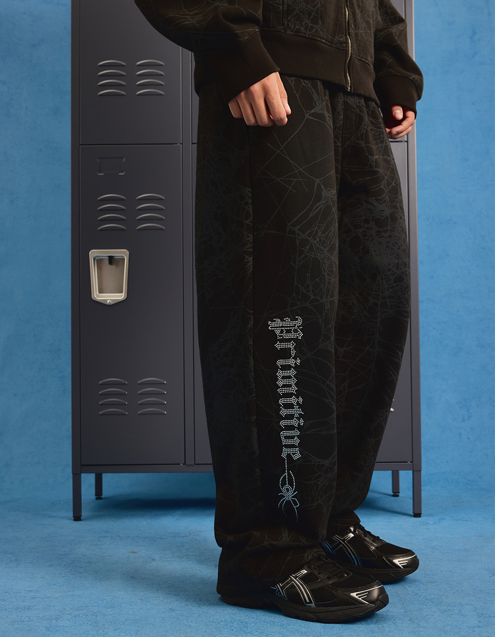 PRIMITIVE Silk Mens Rhinestone Sweatpants - BLACK