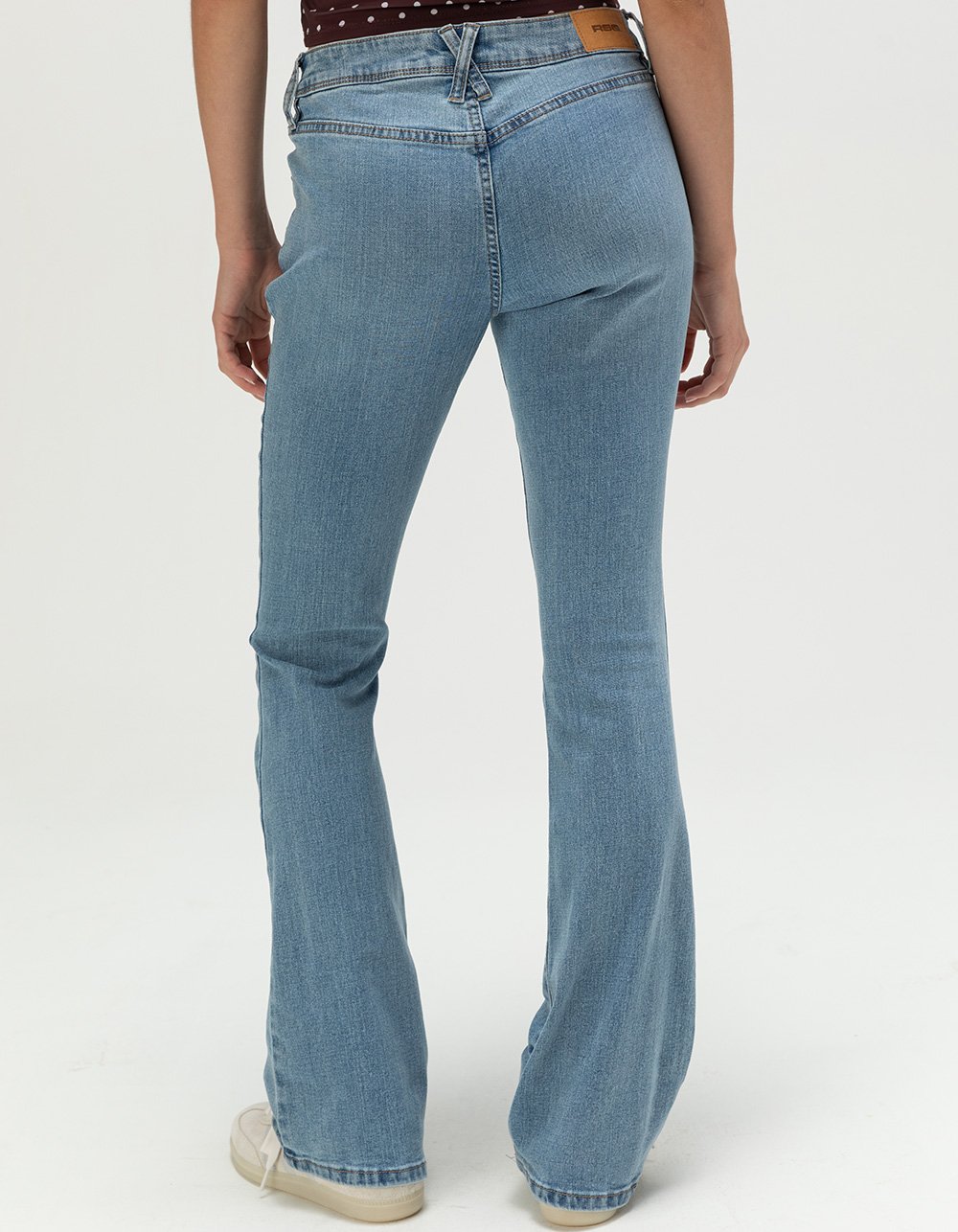 RSQ Womens Pocketless Low Rise Bootcut Jeans - MEDIUM WASH