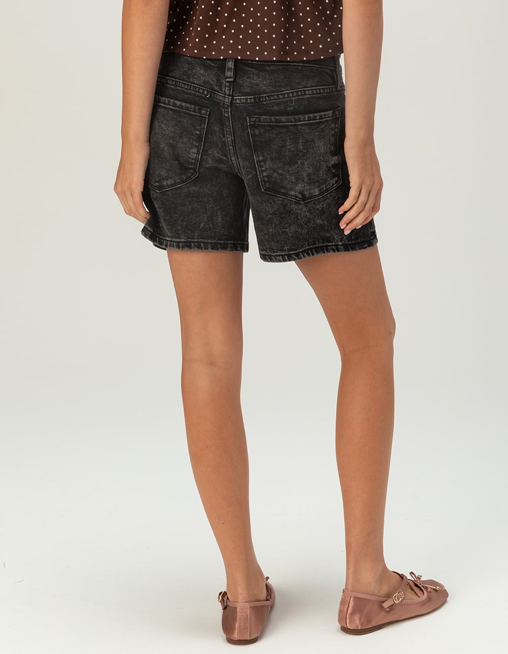 RSQ Womens Mid Rise Midi Shorts - WASHED BLACK