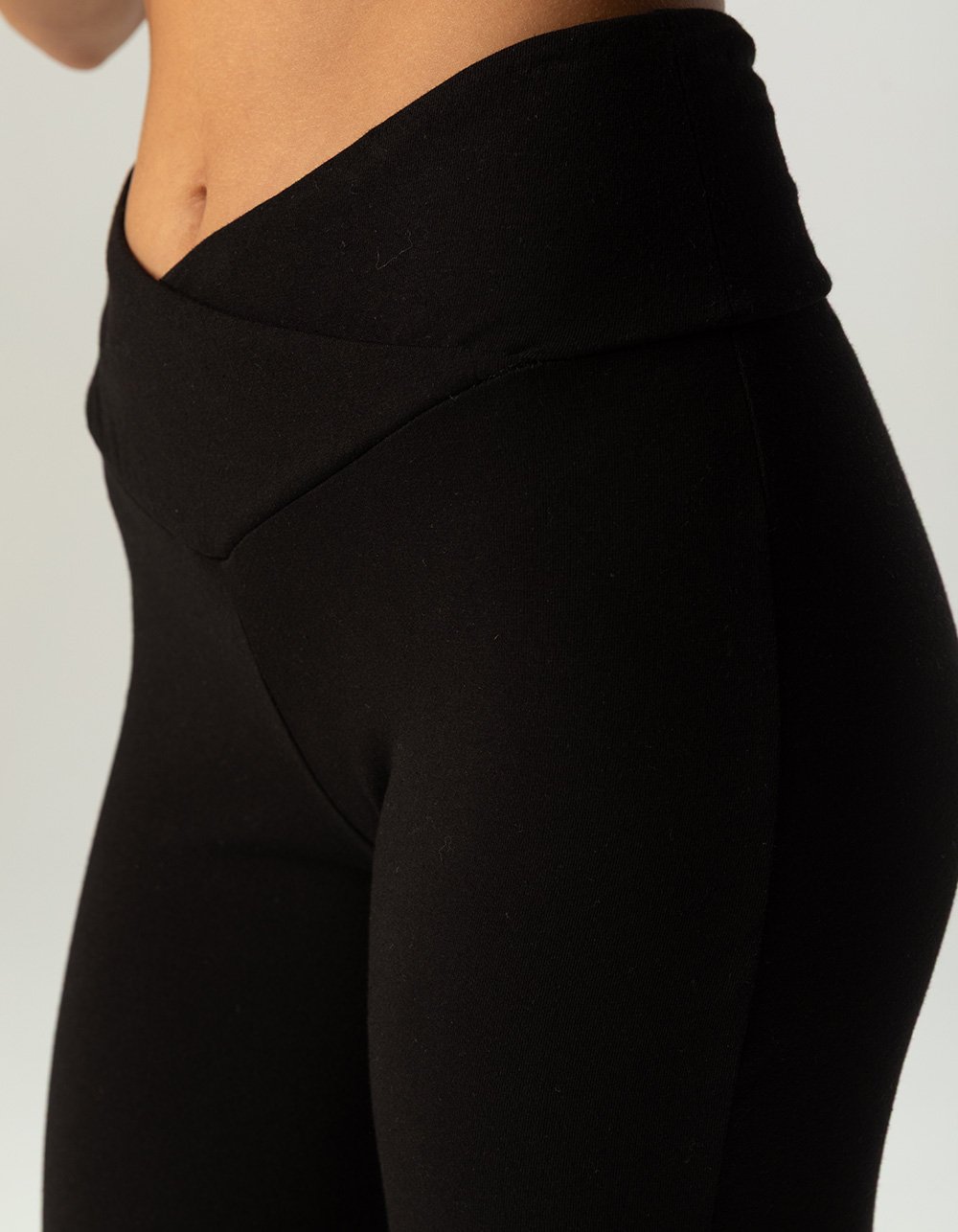 TILLYS Womens Crossover Flare Pants