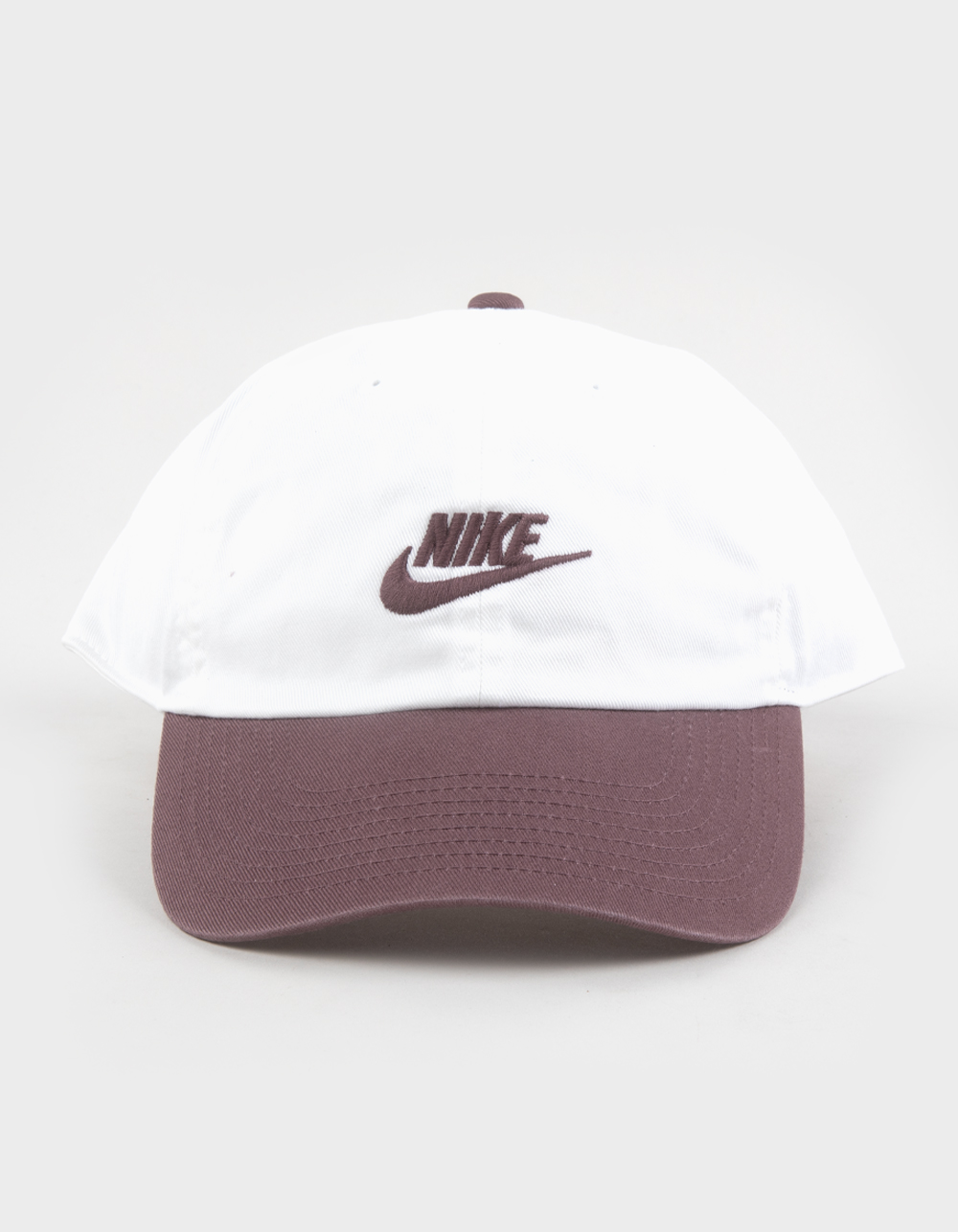 NIKE Club Strapback Hat - WHITE COMBO