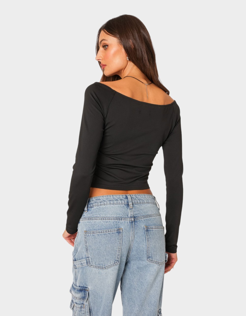 EDIKTED Tahlia V-Neck Off Shoulder Top