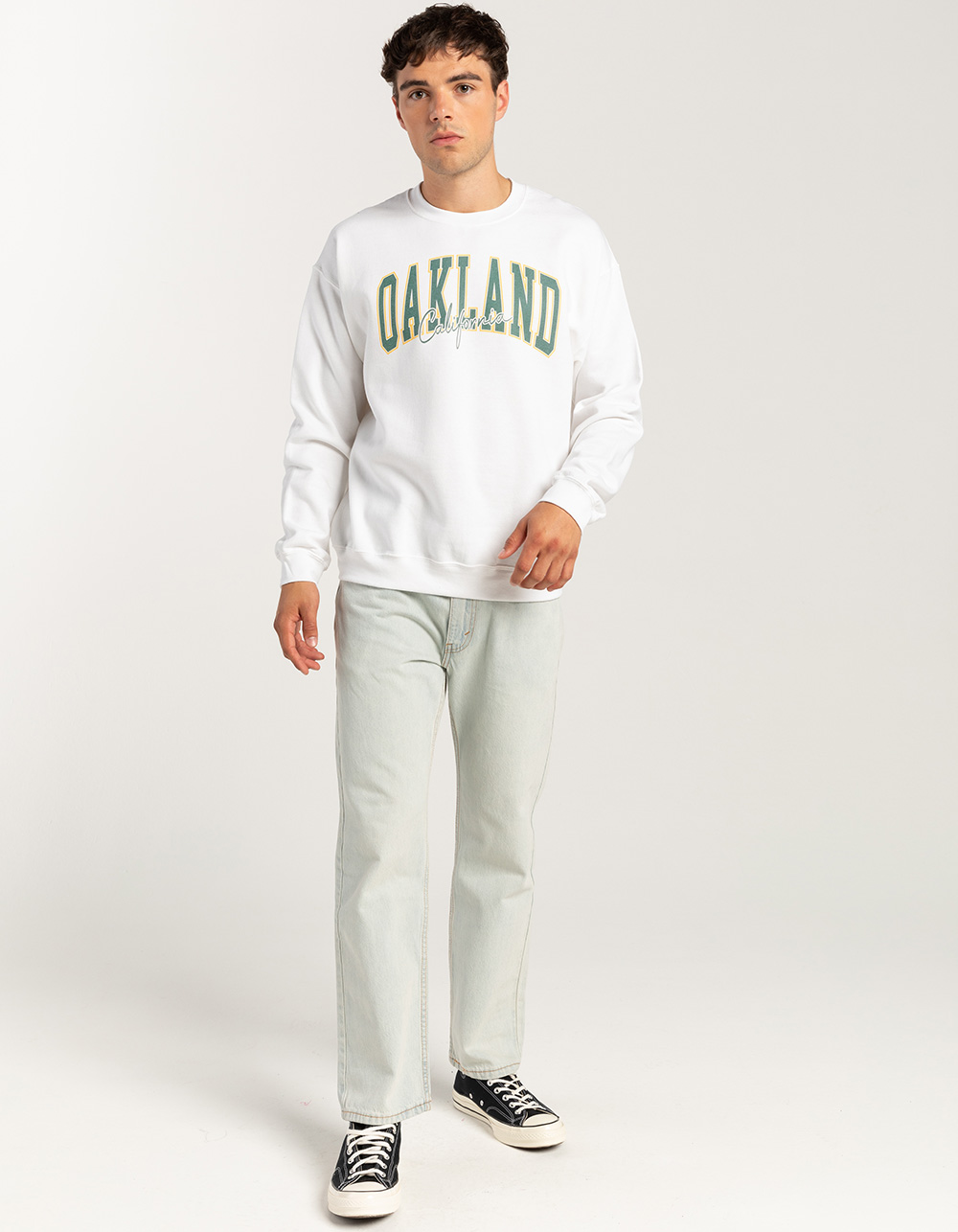 OAKLAND California Script Unisex Crewneck Sweatshirt - WHITE