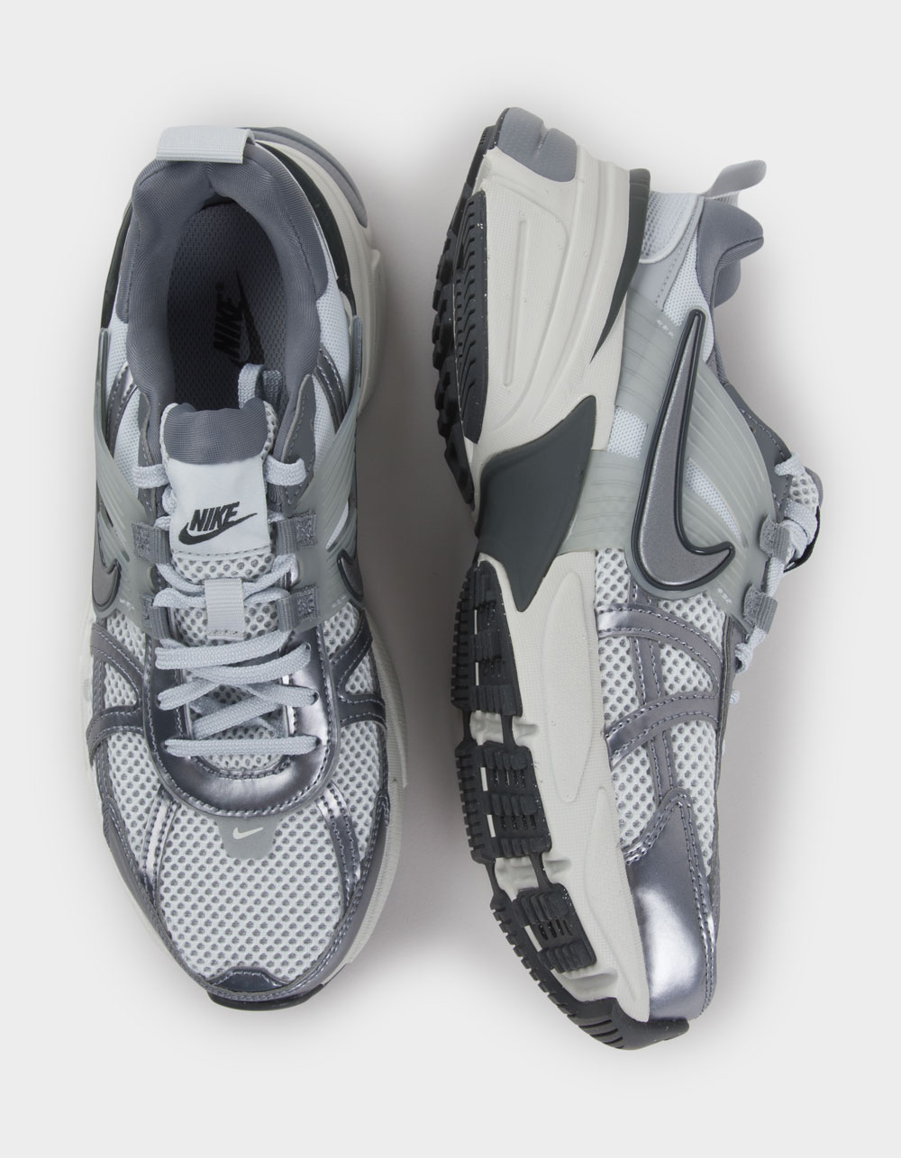 NIKE V2K Womens Running Shoes - WHT/SILVER