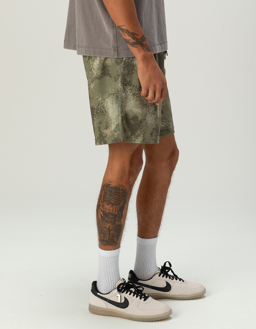 RSQ Mens 6" Mesh Shorts