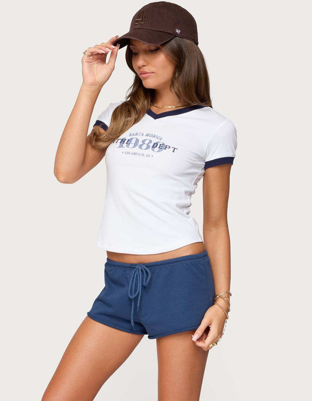EDIKTED Santa Monica V-Neck Tee - WHITE