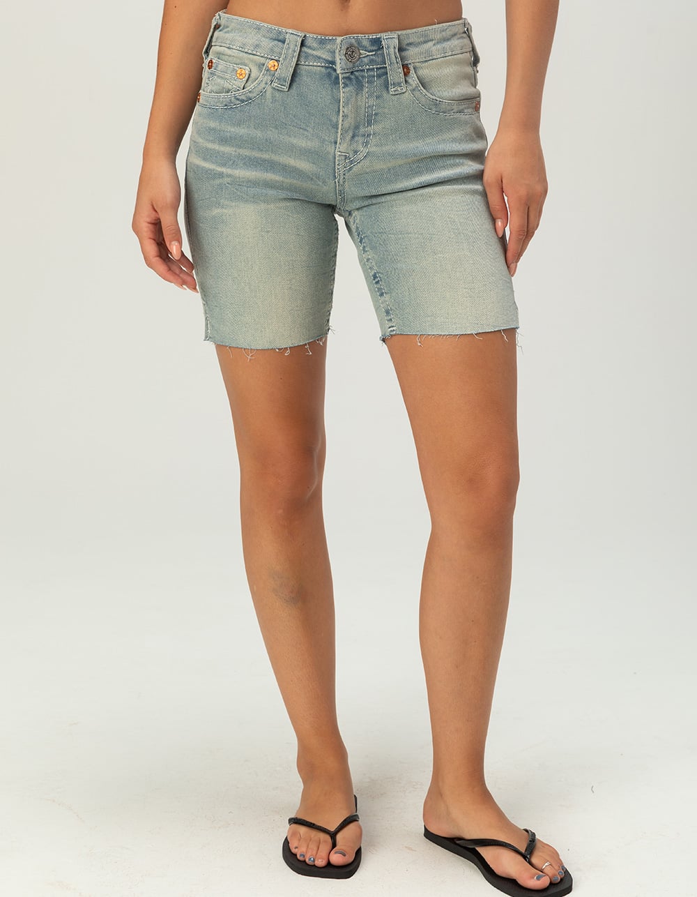 TRUE RELIGION Big T Womens Mid Rise Bermuda Shorts - LIGHT WASH