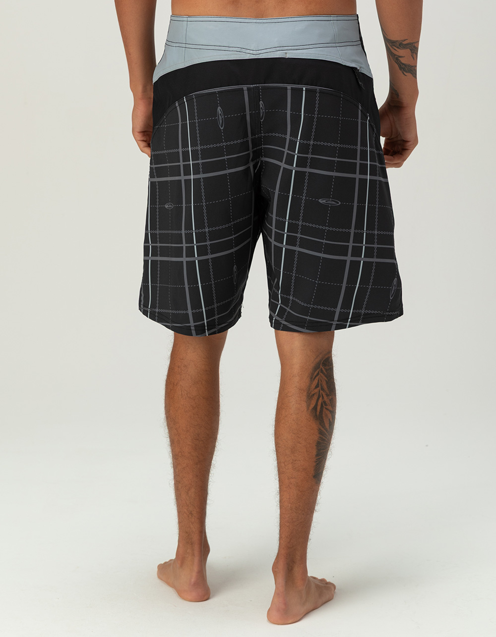 QUIKSILVER Channel Mens 21" Boardshorts - BLACK