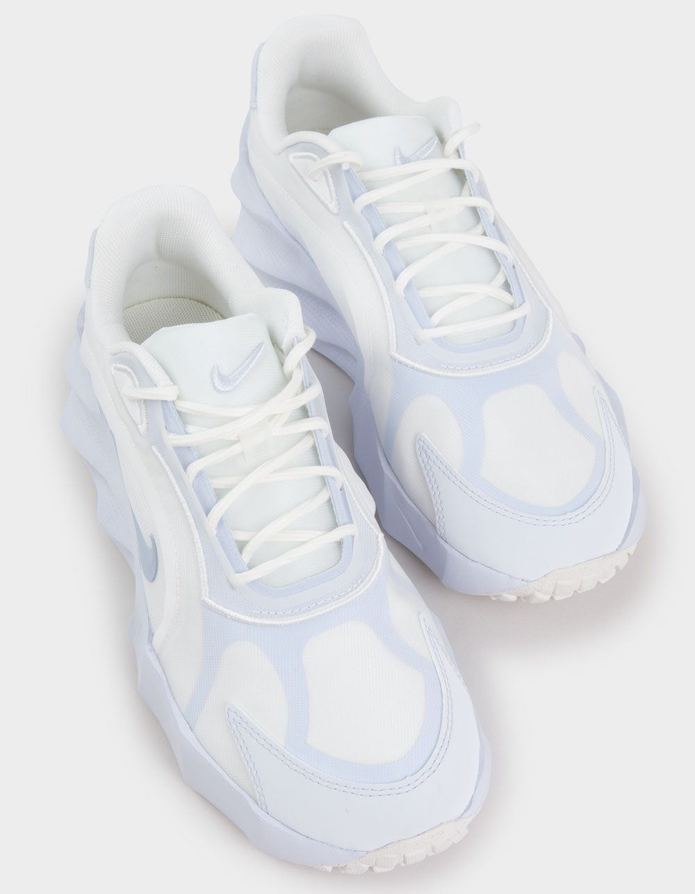 NIKE Aura Edge Womens Shoes - WHT/BLUE
