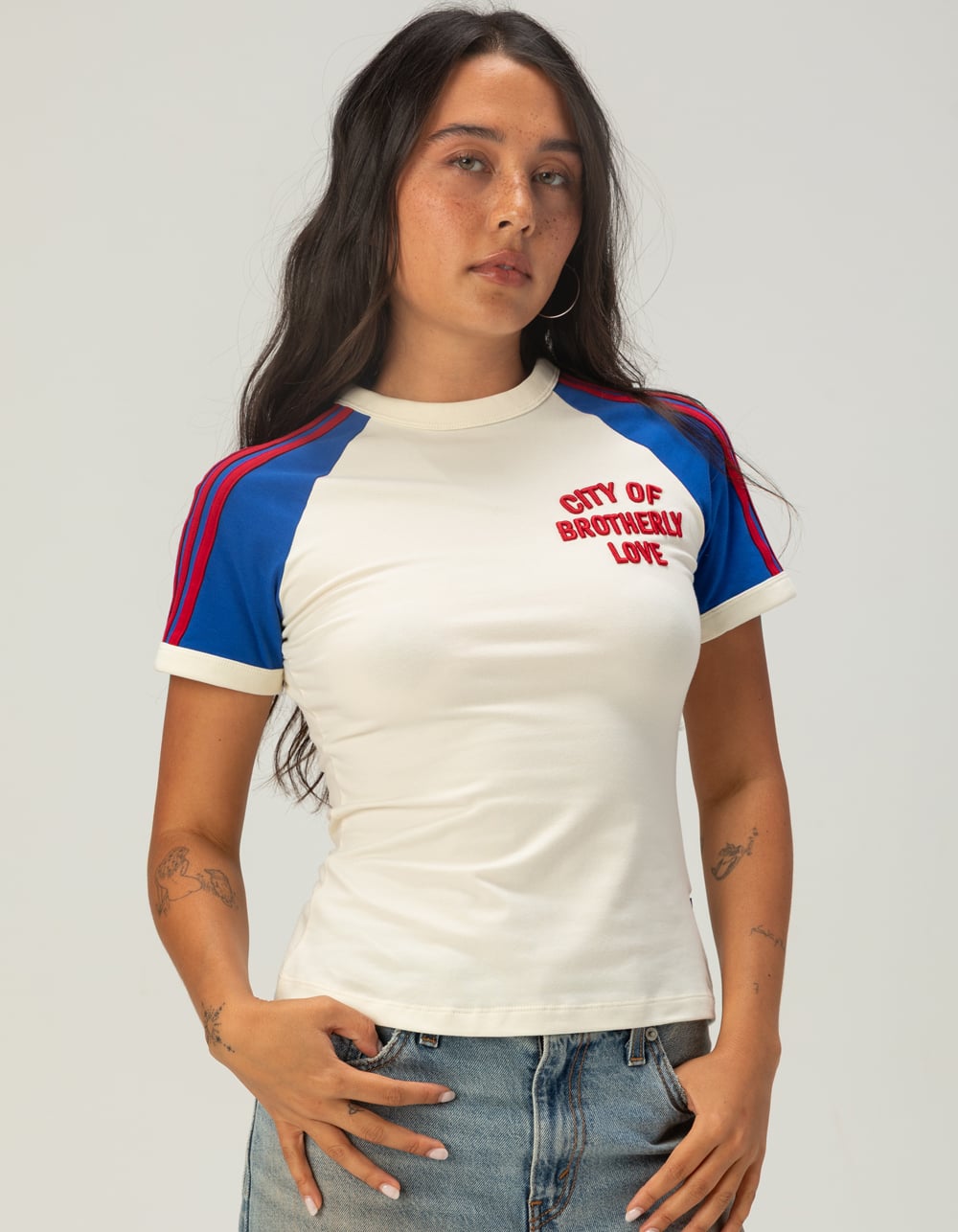 ADIDAS Originals FIFA World Cup 26™ Host City Philadelphia Womens Fitted Tee - Cream Combo