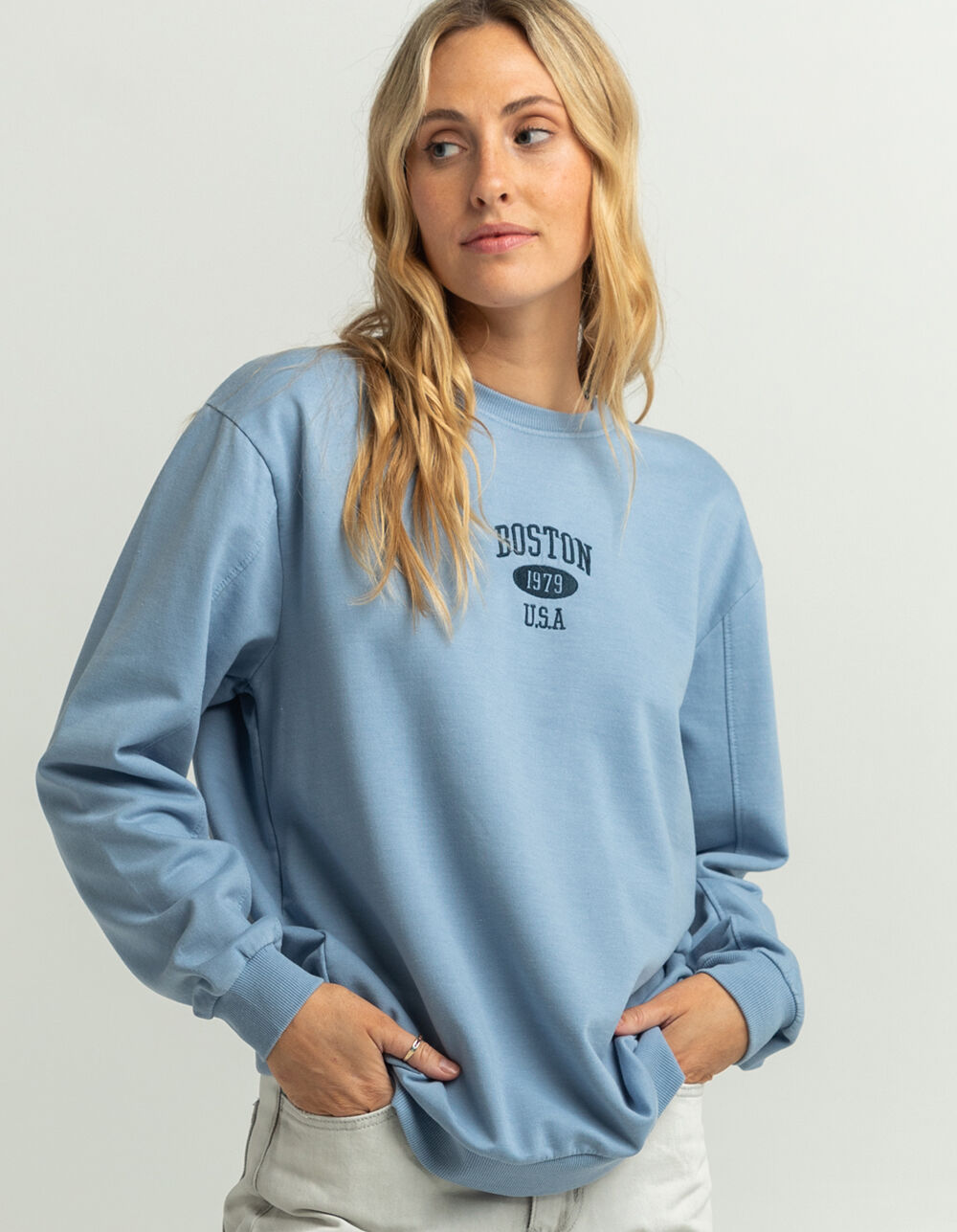 FULL TILT Boston Embroidered Womens 