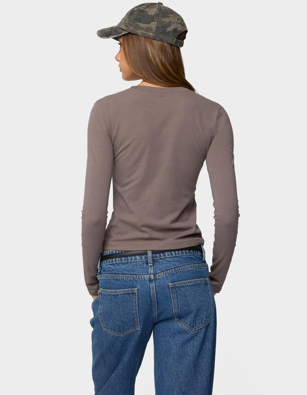 EDIKTED Kiyan Long Sleeve Tee