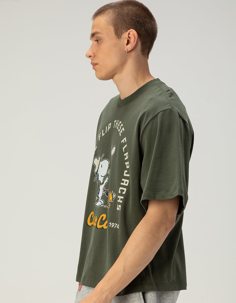 RSQ x Peanuts Camp Cook Mens Boxy Tee - GREEN