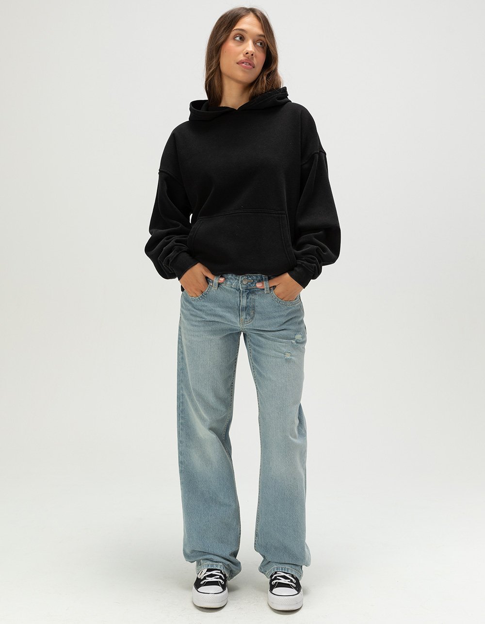 RSQ Womens Low Rise Loose Straight Jeans - LIGHT WASH