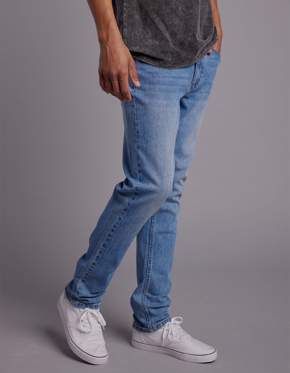 RSQ Mens Relaxed Taper Medium Tint Denim Jeans - MEDIUM WASH | Tillys